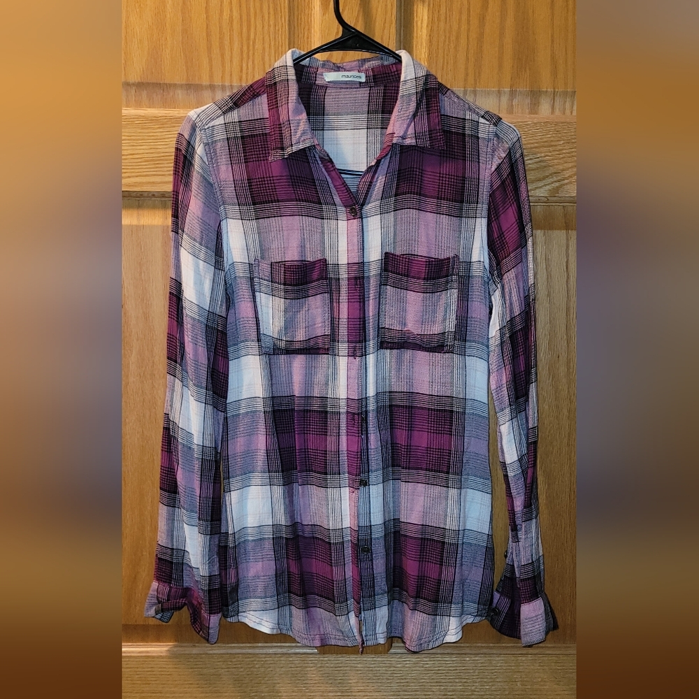 MAURICES LARGE WOMENS PLAID SHIRT TOP BURGUNDY, WHITE, BLACK NWOT CUTE SHIRT